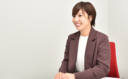 利用者に向けてメッセージを語る中田 歩