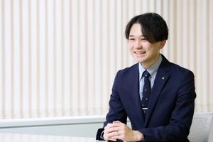 利用者に向けてメッセージを語る星野 紘德