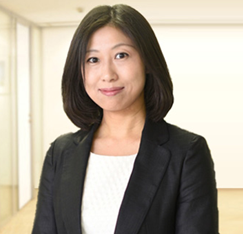 青柳 真理子
