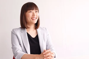 利用者に向けてメッセージを語る加藤 美季