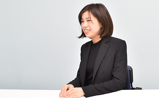 利用者に向けてメッセージを語る関根 光代