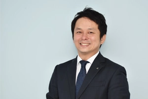 利用者に向けてメッセージを語る畠山 勇輝
