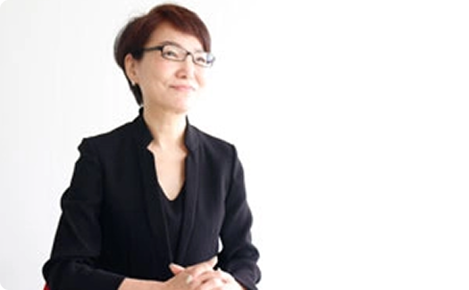 利用者に向けてメッセージを語る伊藤 泰子